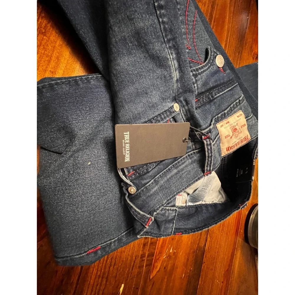 True Religion 30W 32L Geno Big T Flap Slim Mens Dark Shivering Wash New Red Stch